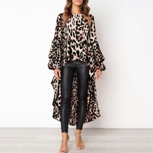 NWOT! Leopard, Hi-Lo, balloon sleeve blouse CHINESE SIZE 4X (US XL)